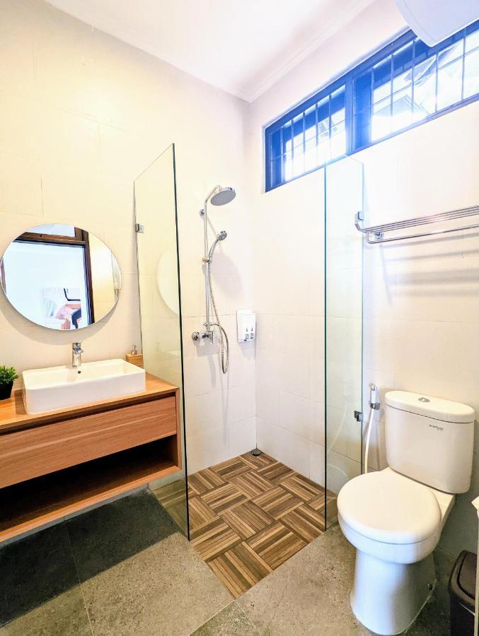 Cottonwood Exclusive Villa @Lembang Asri - Jacuzzi Playground Netflix Billyard Exterior foto